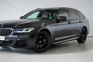 Afbeelding 11 van de BMW 5 Serie Touring 530i High Executive