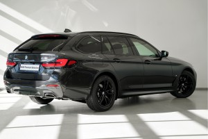 Afbeelding 12 van de BMW 5 Serie Touring 530i High Executive