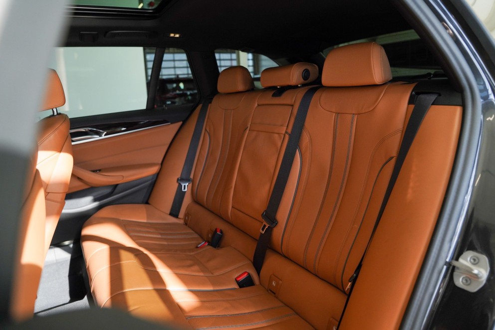Afbeelding 21 van de BMW 5 Serie Touring 530i High Executive