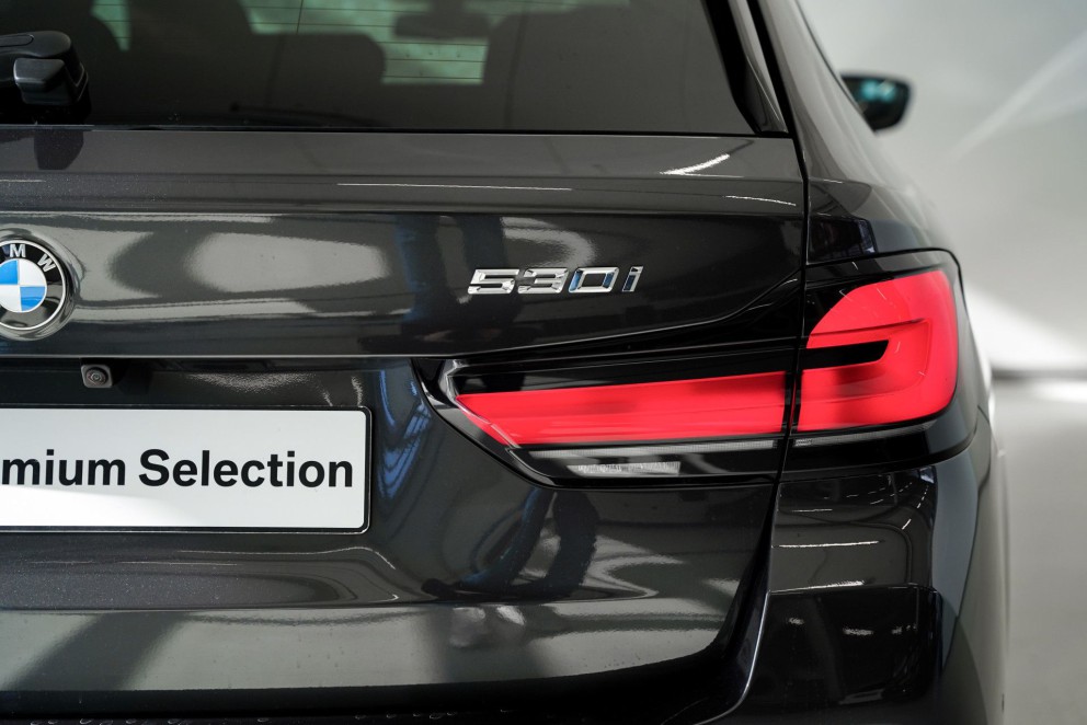 Afbeelding 26 van de BMW 5 Serie Touring 530i High Executive