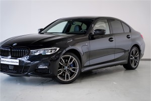 Afbeelding 10 van de BMW 3 Serie Sedan 330e High Executive