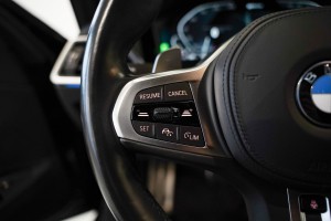 Afbeelding 13 van de BMW 3 Serie Sedan 330e High Executive