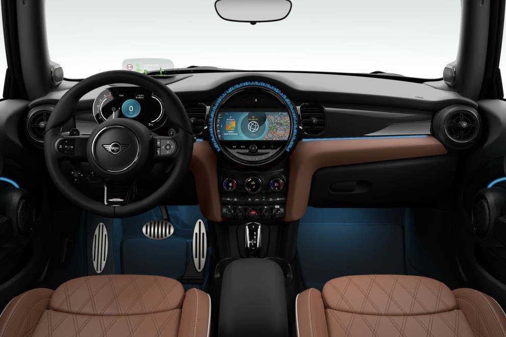 Afbeelding 3 van de MINI Cabrio Cooper S Rockingham GT Edition