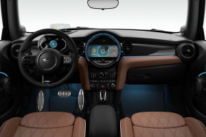 Afbeelding 3 van de MINI Cabrio Cooper S Rockingham GT Edition